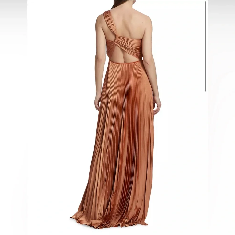 NWT ALC Nessa one shouldered gown - Picture 6 of 7